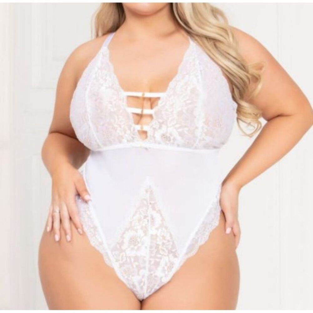 Seven til Midnight Lurex Lace and Mesh Teddy with Thong Back White & Gol…